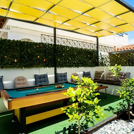 ホームステイ The Dreamhouse Athens Airport アルテミダ