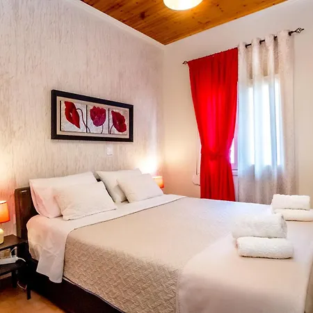The Dreamhouse Athens Airport ホームステイ
